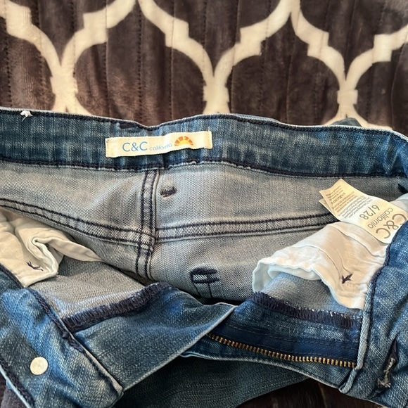 C&C California zipper ankle jeans. - Picture 4 of 4